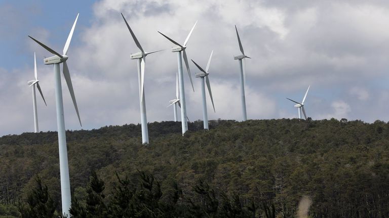 La gran industria del viento en O Xistral: más de 1.300 aerogeneradores instalados