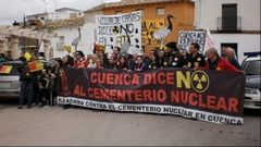 Imagen de archivo de una manifestación contra el almacén de residuos en Villar de Cañas