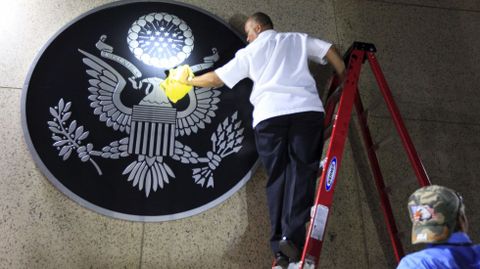 Escudo de EE.UU en la embajada