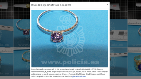Imagen de un anillo sustra�do y posteriormente recuperado por la Polic�a Nacional.