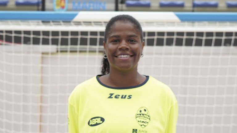 Insultos racistas a la jugadora de fútbol sala Sara Santos durante un partido entre el Estrela de Ourense y el Marín Futsal