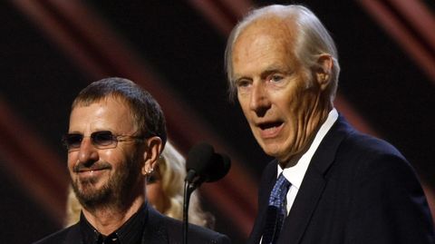 Imagen de archivo de Ringo Starr y el productor George Martin