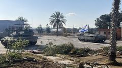 Los tanques de Israel toman el control del paso de Rafah