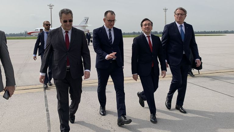 Albares busca más gas de Argelia en pleno deshielo diplomático