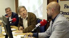 La imagen, del debate electoral en Radio Voz, refleja la situacin actual: Lores y Puentes en discusin, con el PP (Rafa Domnguez) regocijndose 