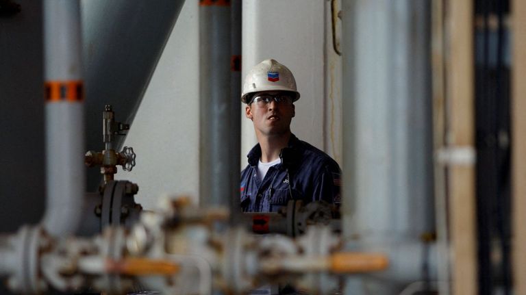 Las bolsas y el crudo aguantan el tipo ante el repunte de la tensión geopolítica