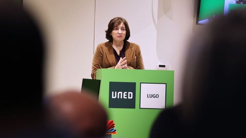 Carmen Lence durante la apertura del curso acadmico de la UNED de Lugo