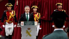 El ministro del Interior en funciones, Fernando Grande Marlaska, interciene en el acto conmemorativo de la festividad de la patrona de la Guardia Civil, la Virgen del Pilar, celebrado en Huesca el pasado da 6