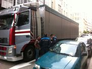 El tr�iler se qued� parado en la calle Font�n