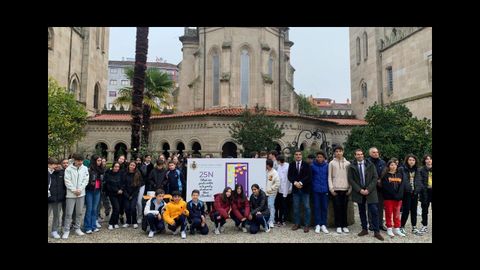 En el Colegio Santo Ángel se clausuró el proyecto EnRedes, de promoción de la igualdad, en el que participaron 400 alumnos de 12 centros educativos de Ourense.