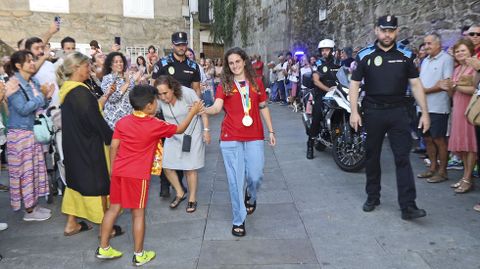 Recepcin a Tere Abelleira en Pontevedra