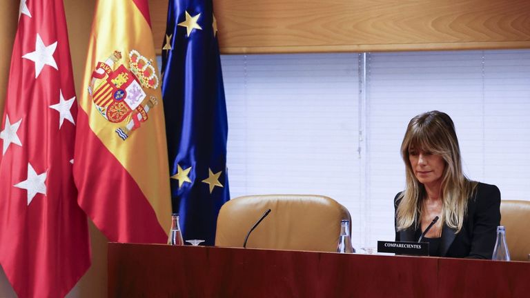 La esposa del presidente del Gobierno, Begoña Gómez, en la comisión de investigación impulsada por el PP en la Asamblea de Madrid.