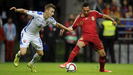 Santi Cazorla, durante el Espa�a-Eslovaquia disputado en 2015 en el Carlos Tartiere
