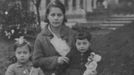 Elvira Lodeiro y las dos hijas a las que dejó huérfanas, Pilar y Manolita. 
