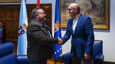 Manuel Pérez Novoa, alcalde de Paderne de Allariz, y José Manuel Baltar