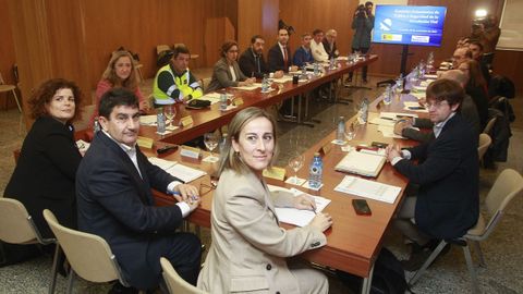 El delegado del Gobierno en Galicia, Pedro Blanco, y la conselleira Ethel Vázquez presidieron la Comisión de Tráfico e Seguridade Viaria celebrada este miércoles en A Coruña.