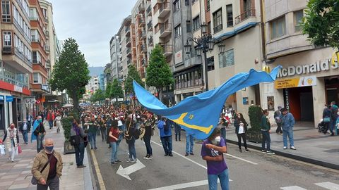 Manifestacin por la oficialidad del asturiano en Oviedo