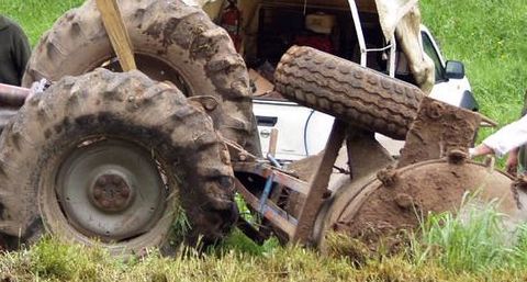 Imagen de archivo de un accidente con un tractor