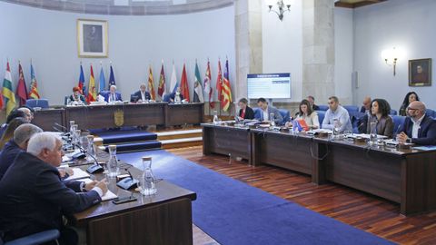 La Diputación de Lugo celebró este martes el pleno ordinario de junio