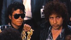 Michael Jackson y Bob Dylan, en una imagen de «La gran noche del pop»