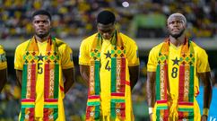 Kwasi Sibo, a la derecha, antes del partido de Ghana