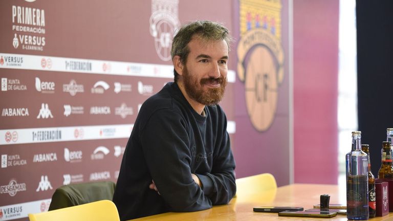 Rubén Domínguez antes de la visita del Castilla: «El reto del Pontevedra ahora es soñar»