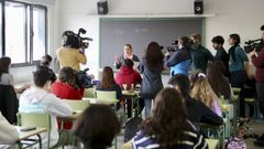 Alumnos del IES Caldern de la Barca de Gijn al inicio de la prueba piloto organizada en marzo.