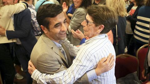Rey Varela, en la celebración del PP con Meca Arcos.