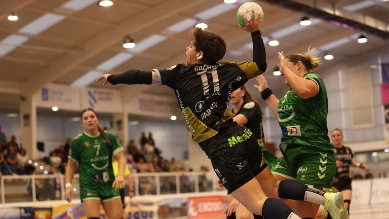 El Guardés confirma su recuperación ante el Rocasa (25-21)