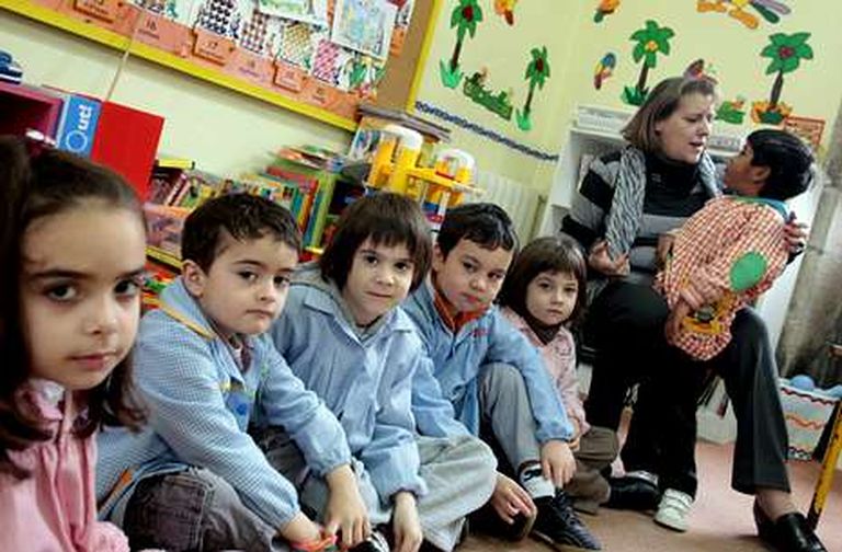 La escuela unitaria San Lorenzo, en Agrón, ha perdido alumnado de forma progresiva.