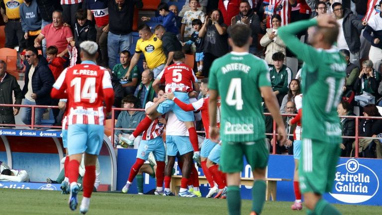 Las derrotas tras adelantarse en el marcador lastran al Racing Club Ferrol en la tabla