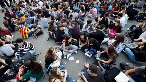Protesta de estudiantes en la Plaza de Universidad 