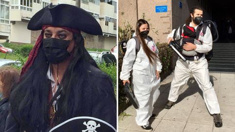 Los Jack Sparrow a los que se vet el enlace en Vigo; y los que s pudieron casarse en la misma ciudad, ataviados de Cazafantasmas