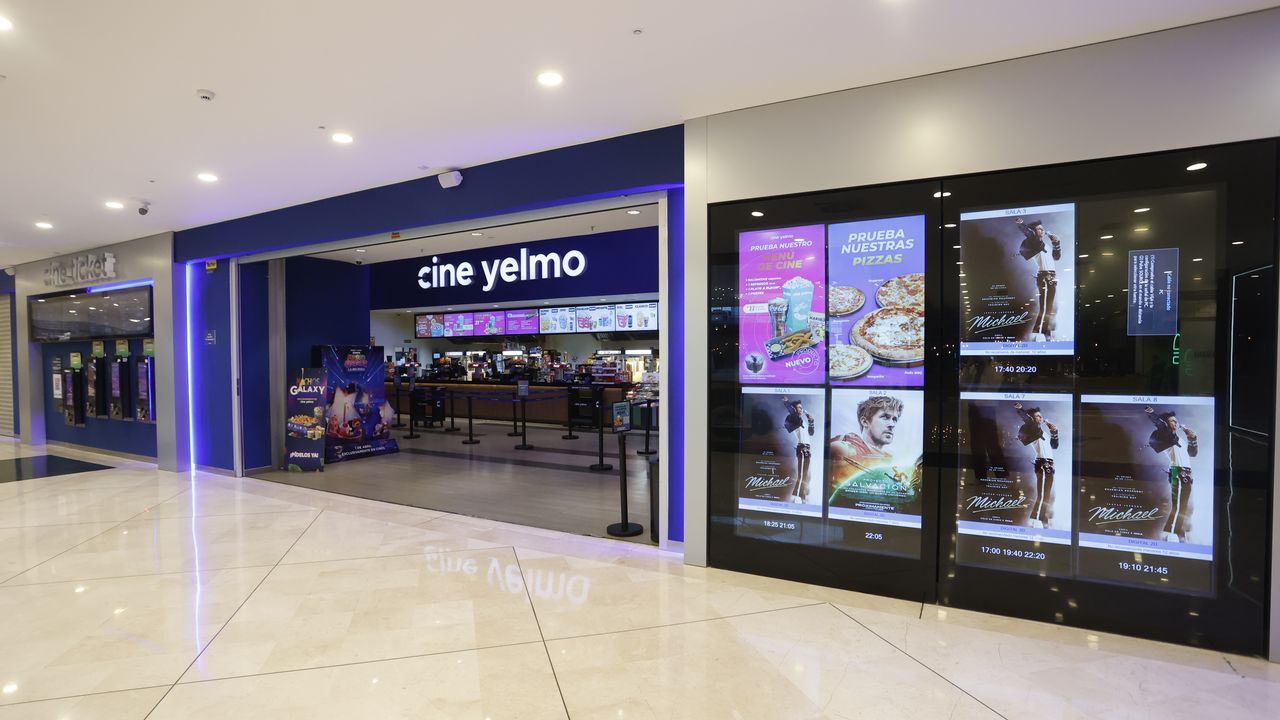 Los Cines Yelmo de As Termas, durante la tarde del pasado jueves.