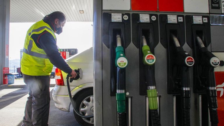 La CEOE podría rebajar su previsión de crecimiento del PIB al 2 %, o menos, por el impacto de la guerra en Oriente Medio