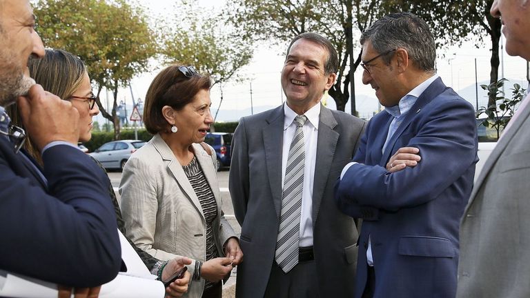 La teniente de alcalde, Elena Espinosa, con el alcalde, Abel Caballero.