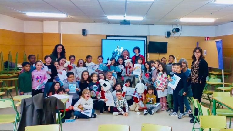 Los amigos de las cigüeñas reciben el respaldo de Voz Natura