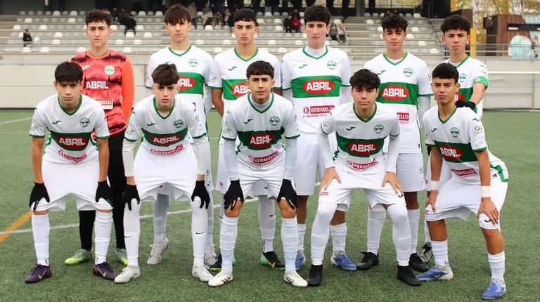 Algunos de los mejores cadetes del país visitan al Pabellón en O Couto