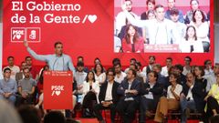El presidente del Gobierno, Pedro Snchez, da un discurso durante la reunin del Consejo Poltico Federal del PSOE, este sbado en Zaragoza.