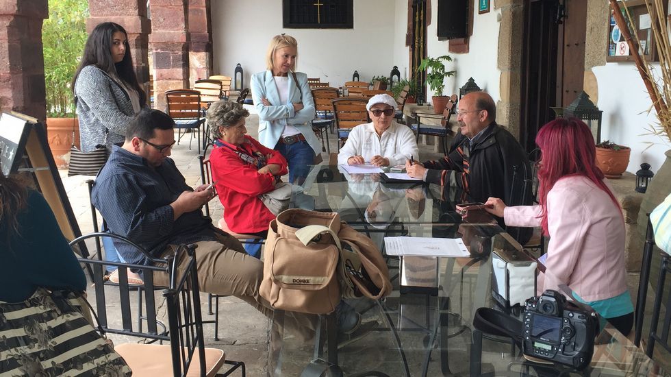 Emotivo homenaje de los alumnos del Xograr de Sarria a su compa�ero fallecido en accidente de tr�fico