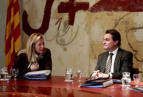 Artur Mas acus a Rajoy de elaborar un plan sobre Catalua sin tener en cuenta a los catalanes.