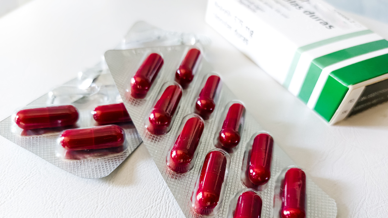 La presentación más habitual de metamizol en las farmacias son las cápsulas duras de 575 miligramos.