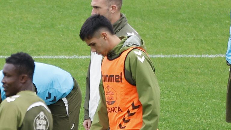 Hugo Sotelo, baja en el Celta ante el PAOK por un esguince de tobillo