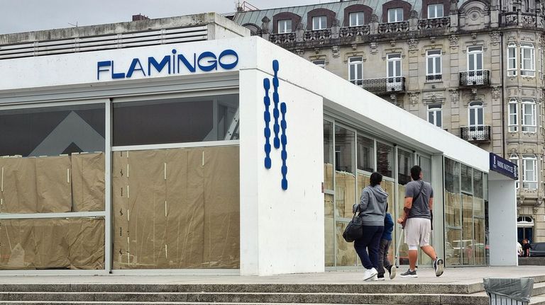 El Flamingo prevé reabrir los próximos días en Vigo como cafetería después de tres años de cierre y reformas