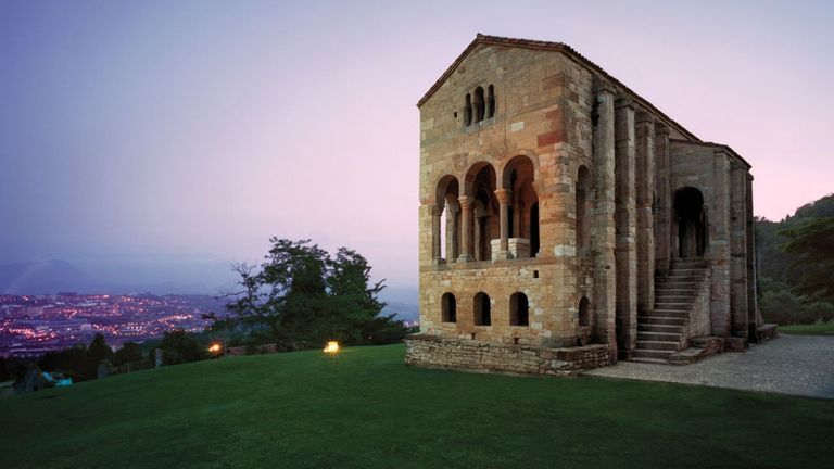 Santa María del Naranco