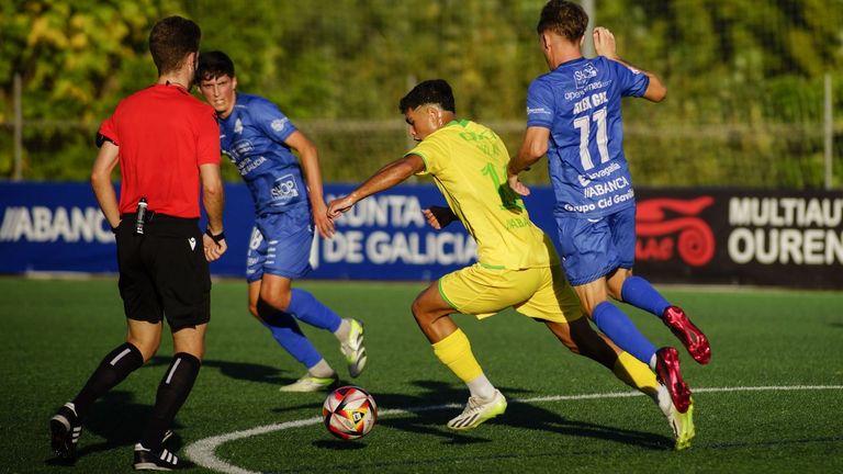La pasada temporada el Ourense CF se midió al filial del Deportivo en Segunda Federación