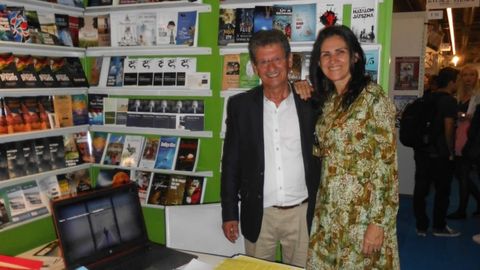 Michael Martin y Susana Menéndez, en la Feria del Libro de Frankfurt