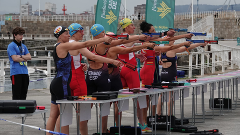 Triathle Gij�n, prueba tiro con pistola l�ser
